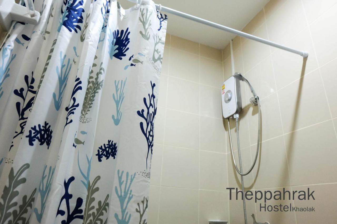 Theppahrak Hostel Khaolak Khaulak Kültér fotó